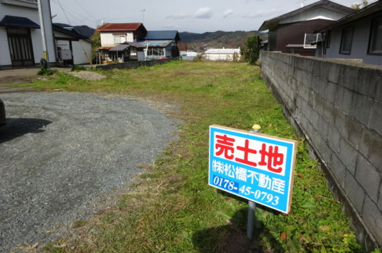 売地看板の写真